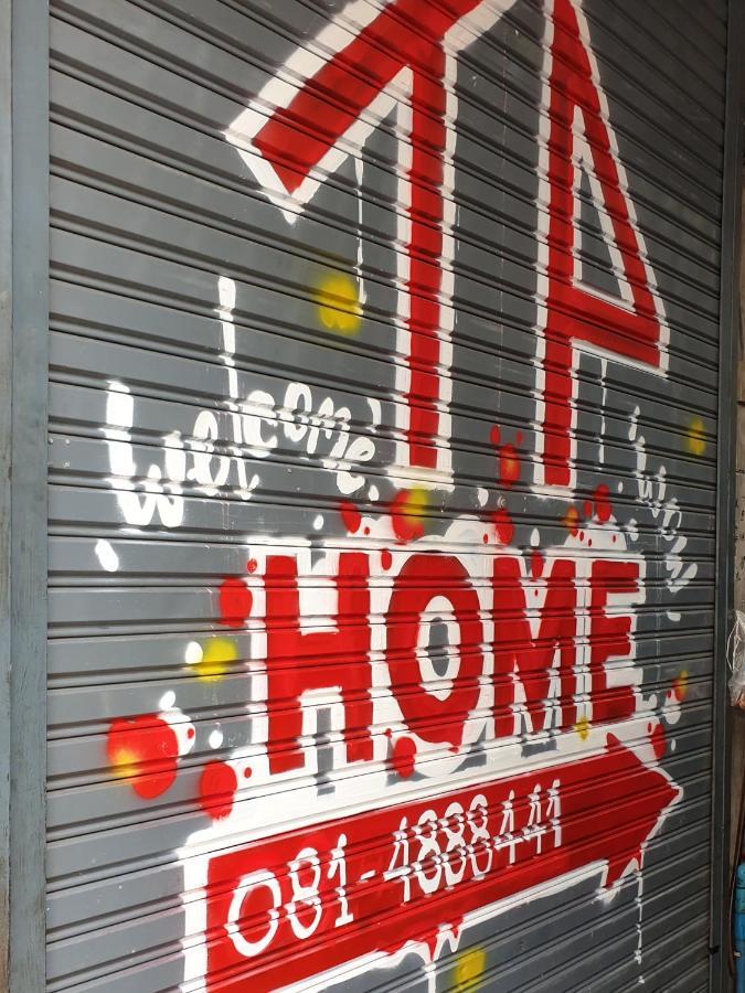 Tp Home Bangkok Exteriör bild